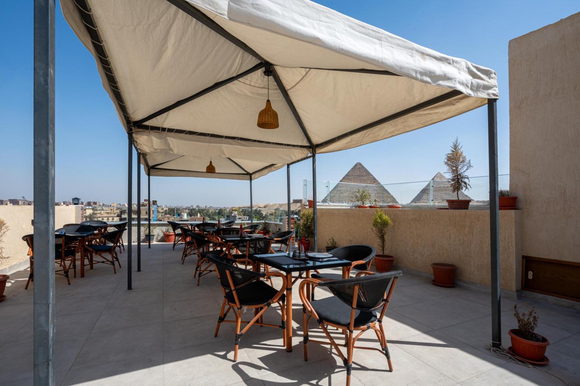 Dream Inn Pyramids View Kafrat al Jabal Exterior foto