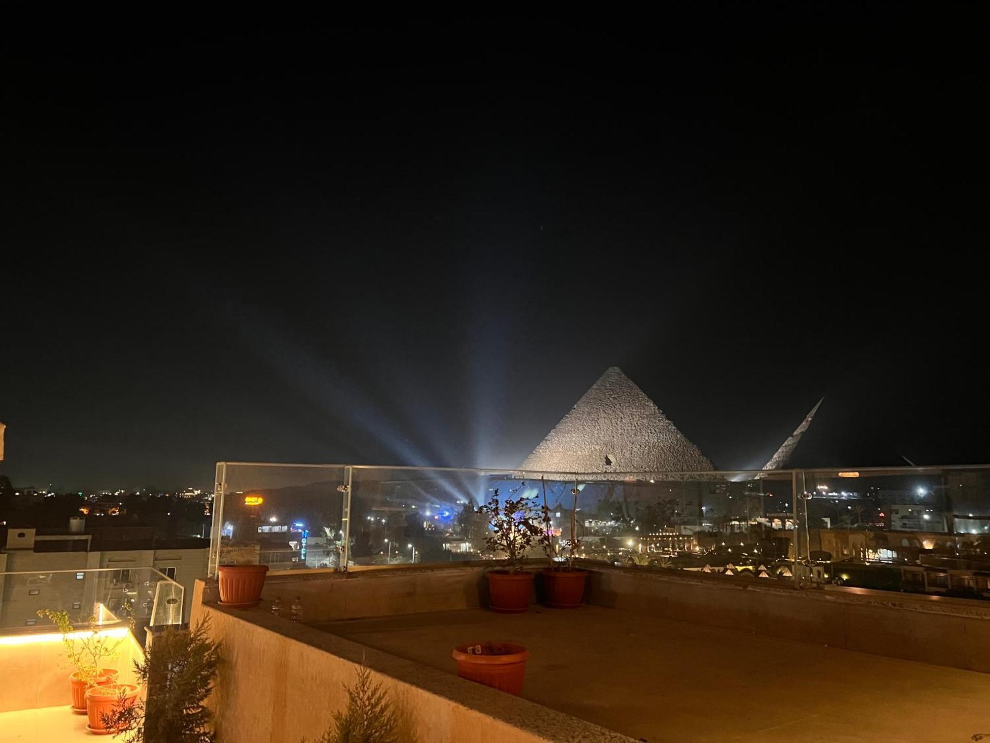 Dream Inn Pyramids View Kafrat al Jabal Exterior foto