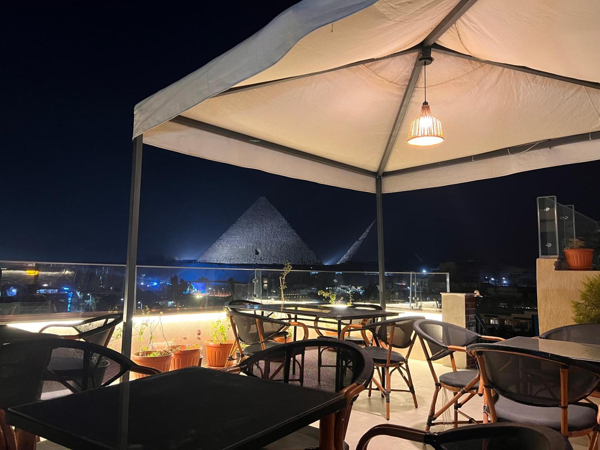 Dream Inn Pyramids View Kafrat al Jabal Exterior foto